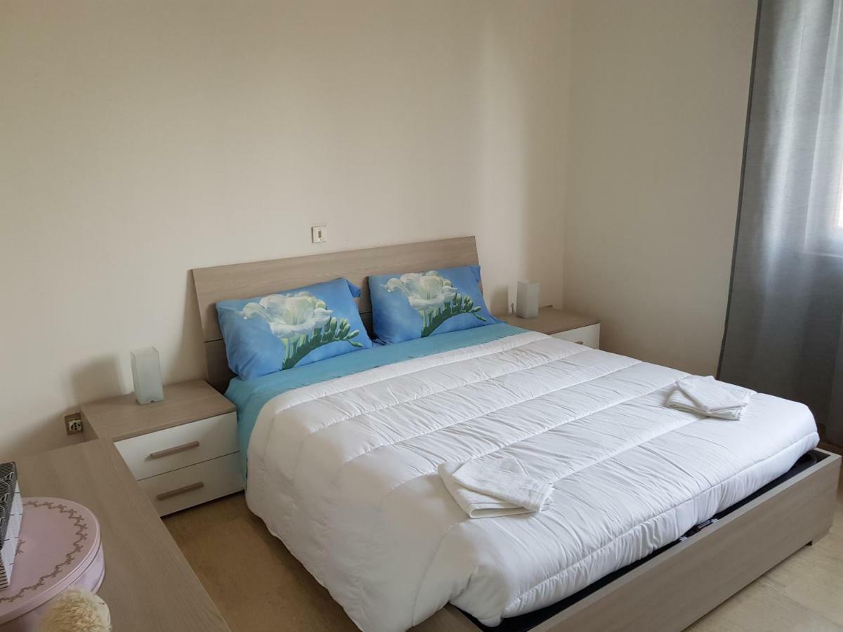 Eagle Rooms ริวาเดลการ์ดา ภายนอก รูปภาพ